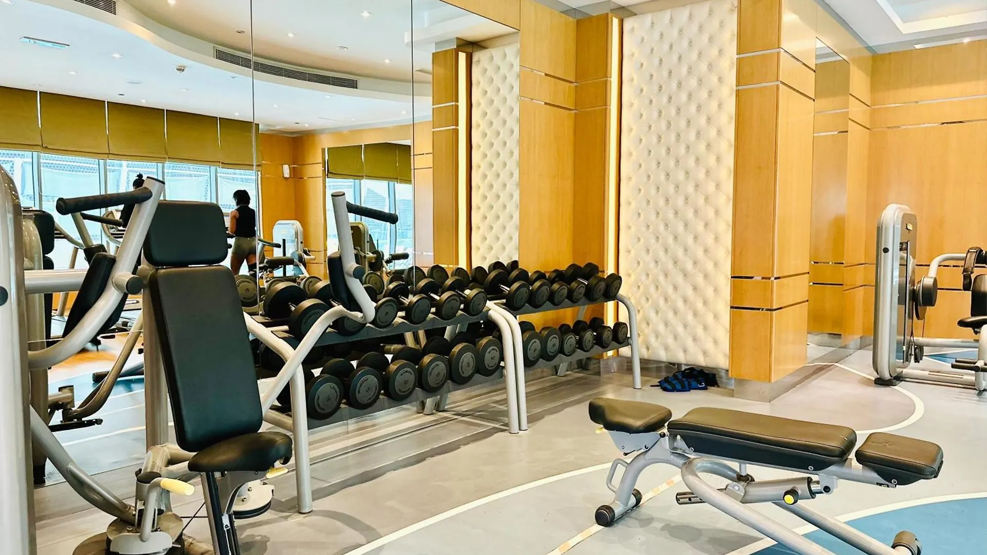 Vserve - 1 Bedroom Iconic Burj Khalifa Full View Dubai Apartment