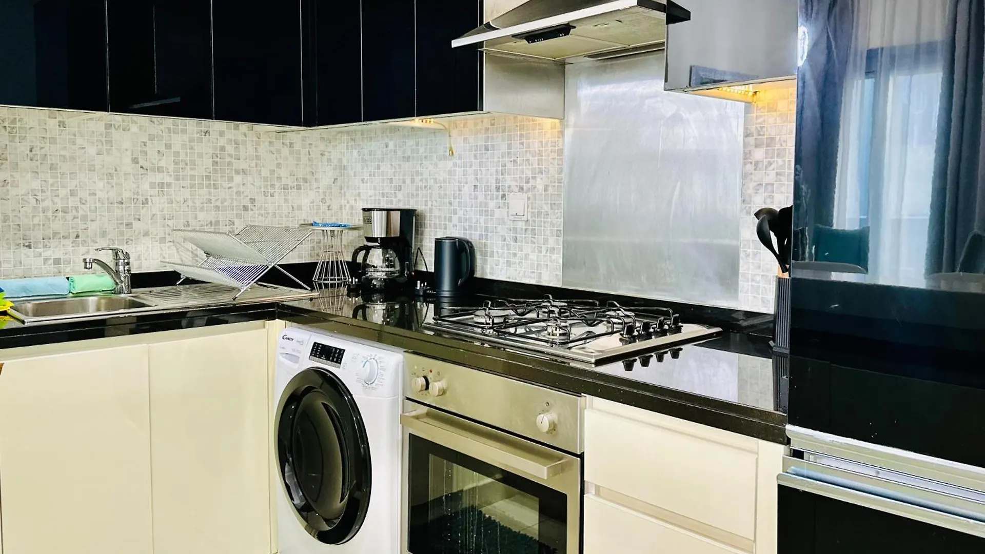 Vserve - 1 Bedroom Iconic Burj Khalifa Full View Dubai 0*,  United Arab Emirates